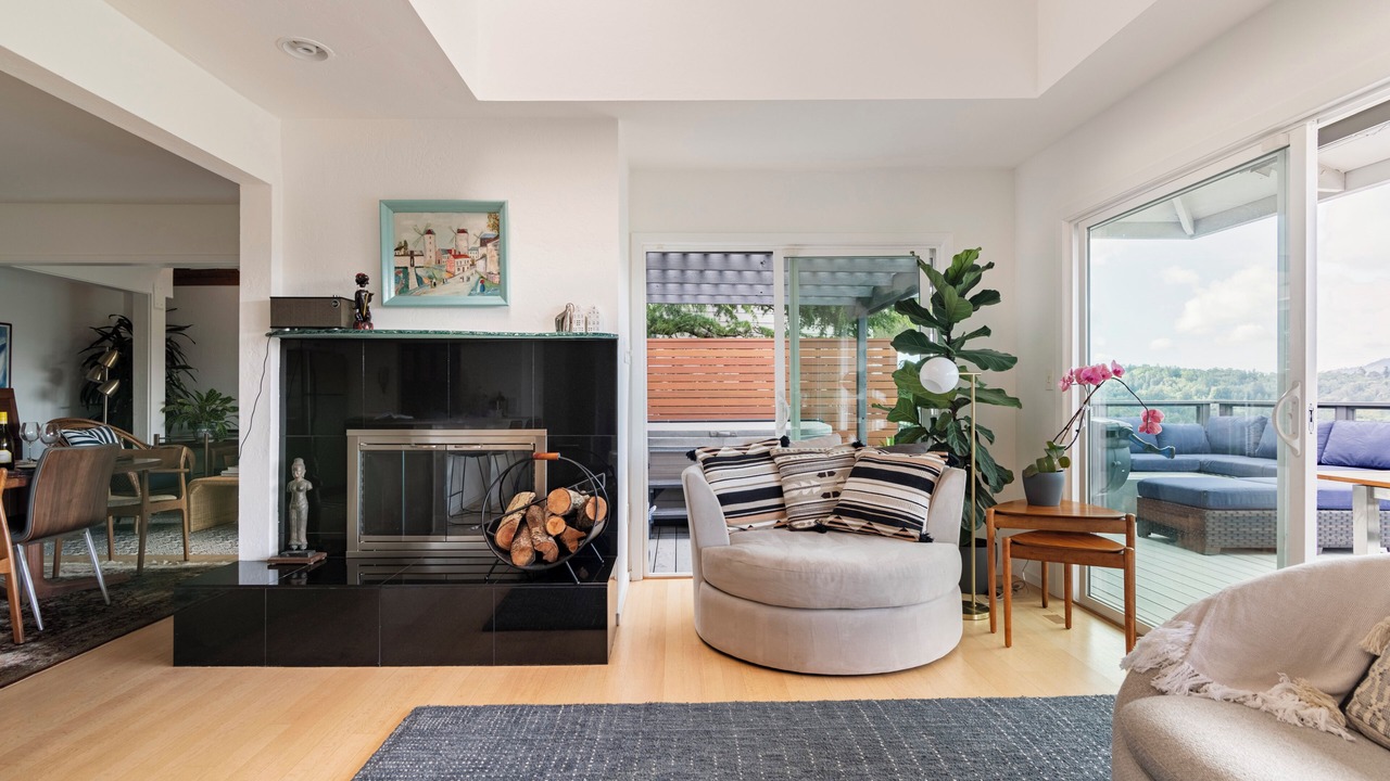 Photo of Livingroom in San Rafael