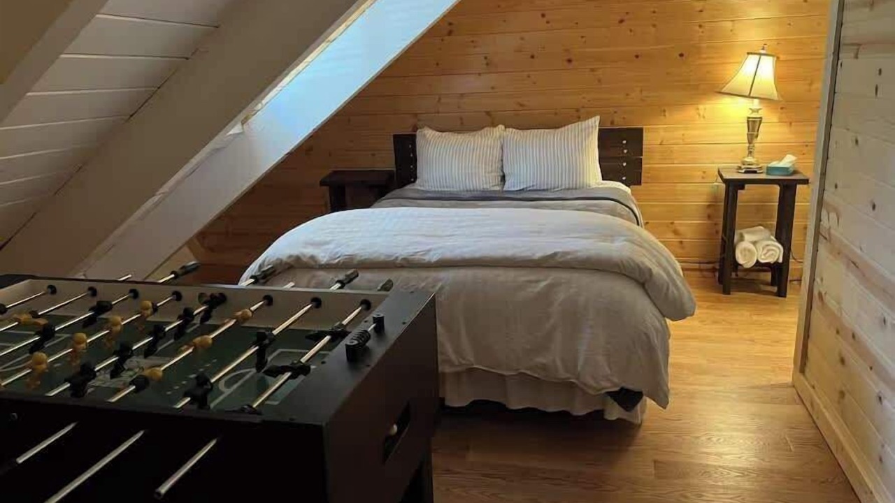 Photo of Bedroom in North Upper Truckee
