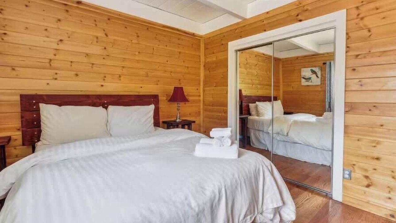 Photo of Bedroom in North Upper Truckee