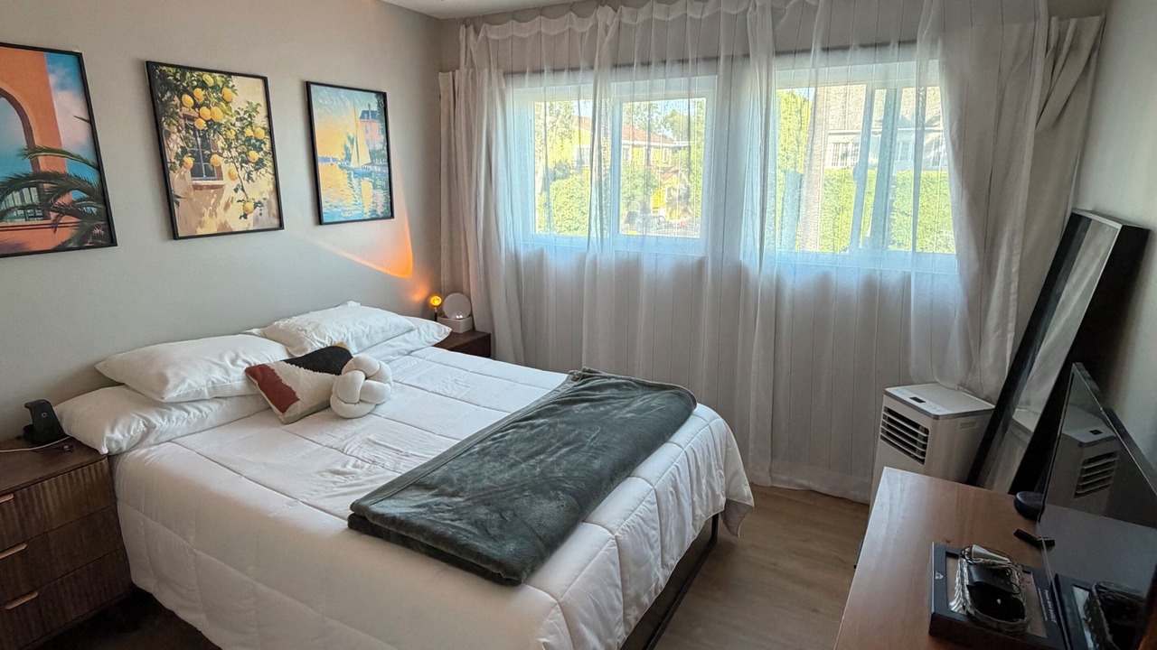 Photo of Bedroom in Mid City