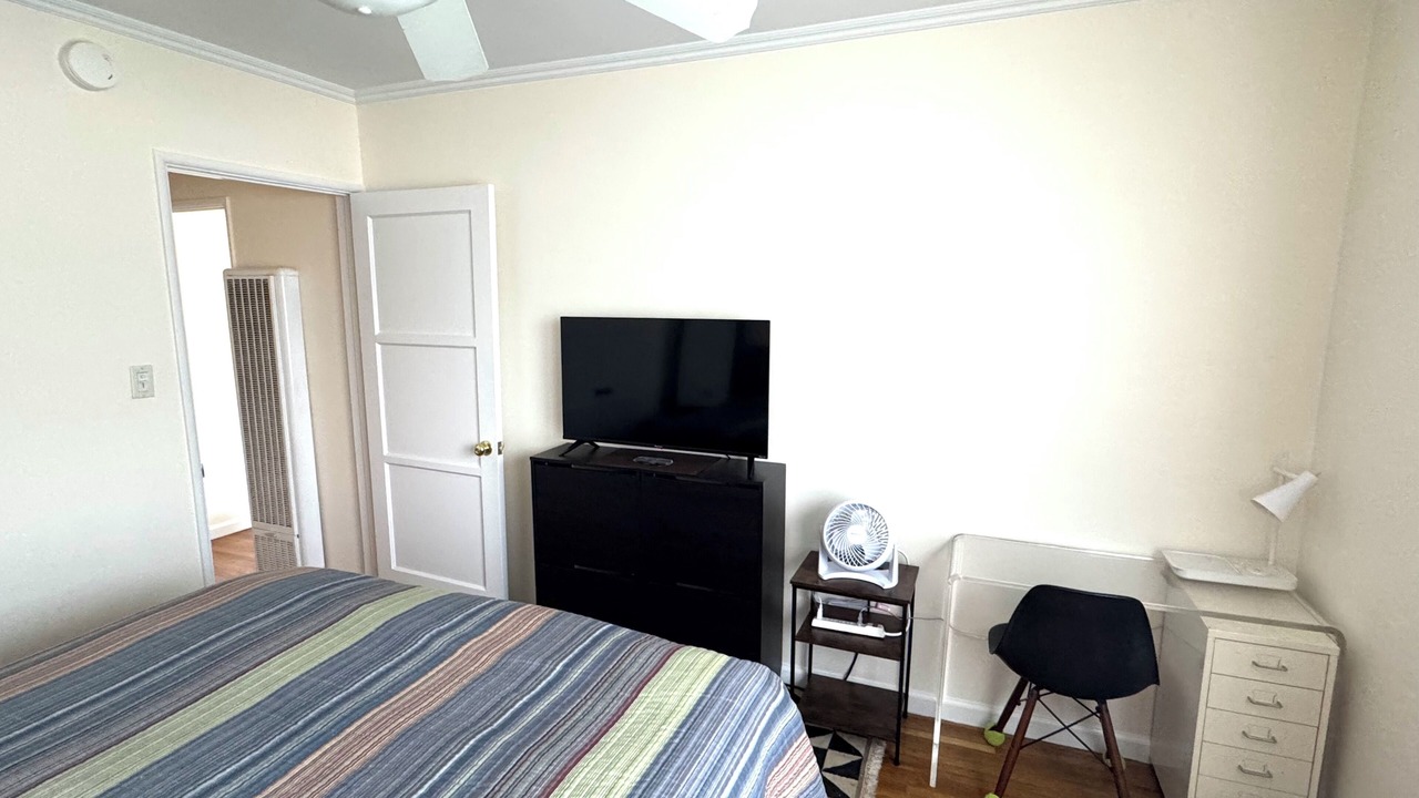Photo of Bedroom in NoHo Arts District