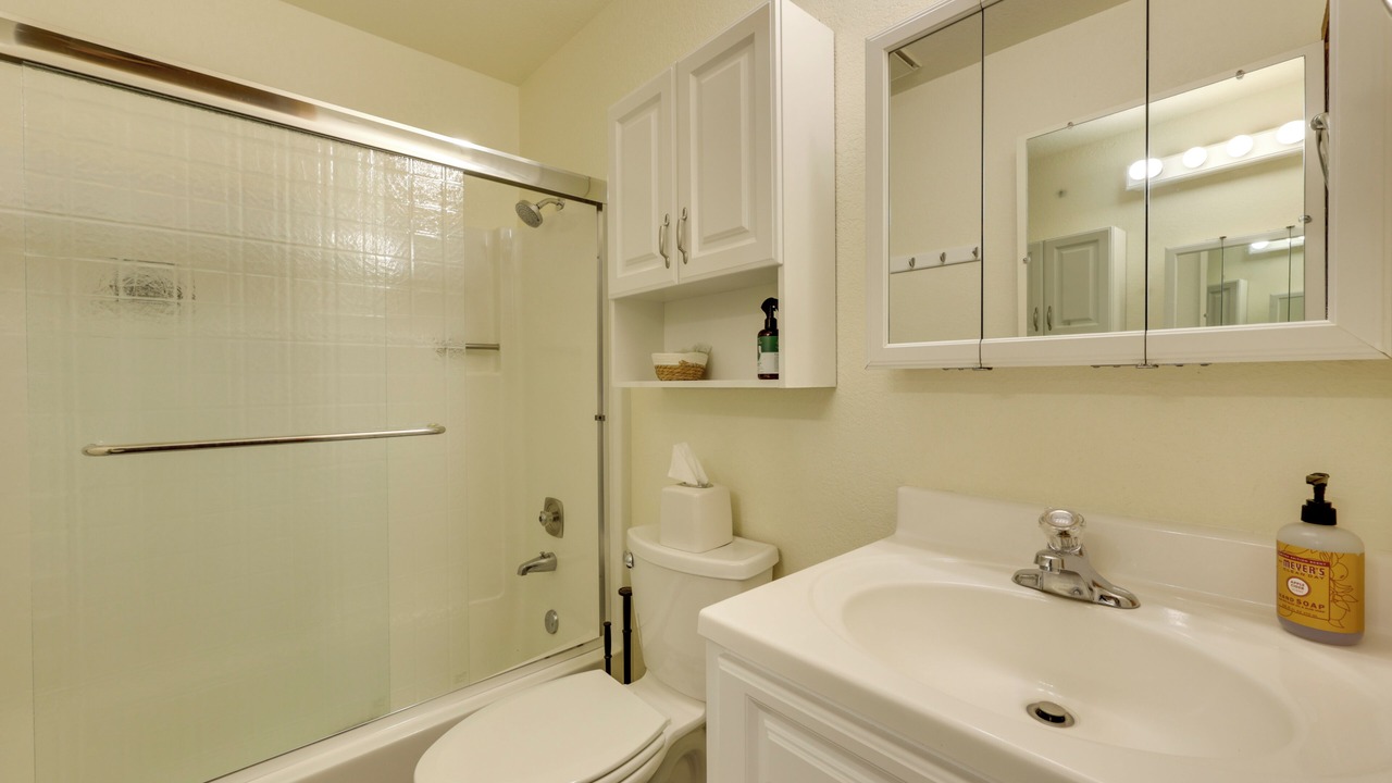 Photo of Bathroom in Shaver Lake