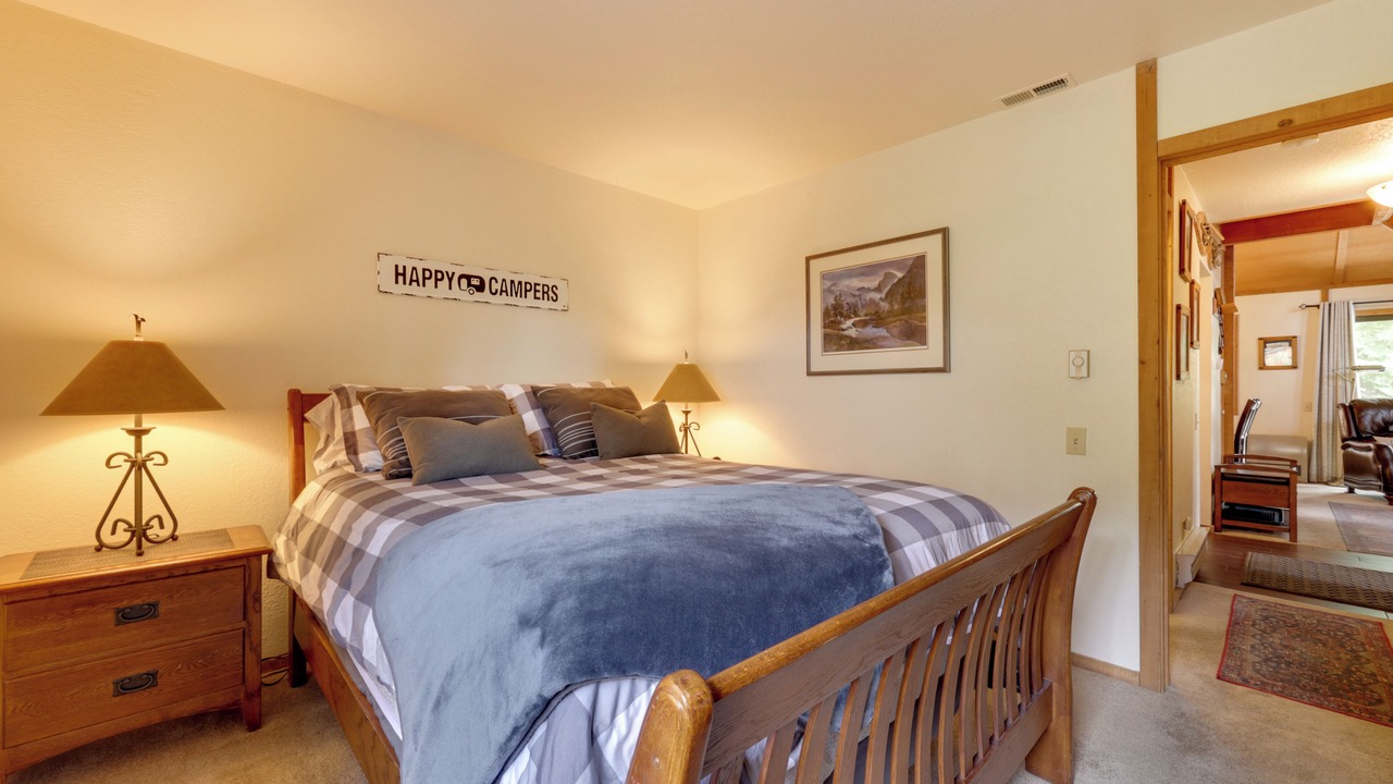 Photo of Bedroom in Shaver Lake