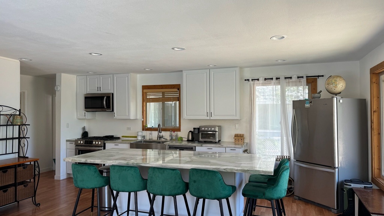 Photo of Kitchen in Kernville