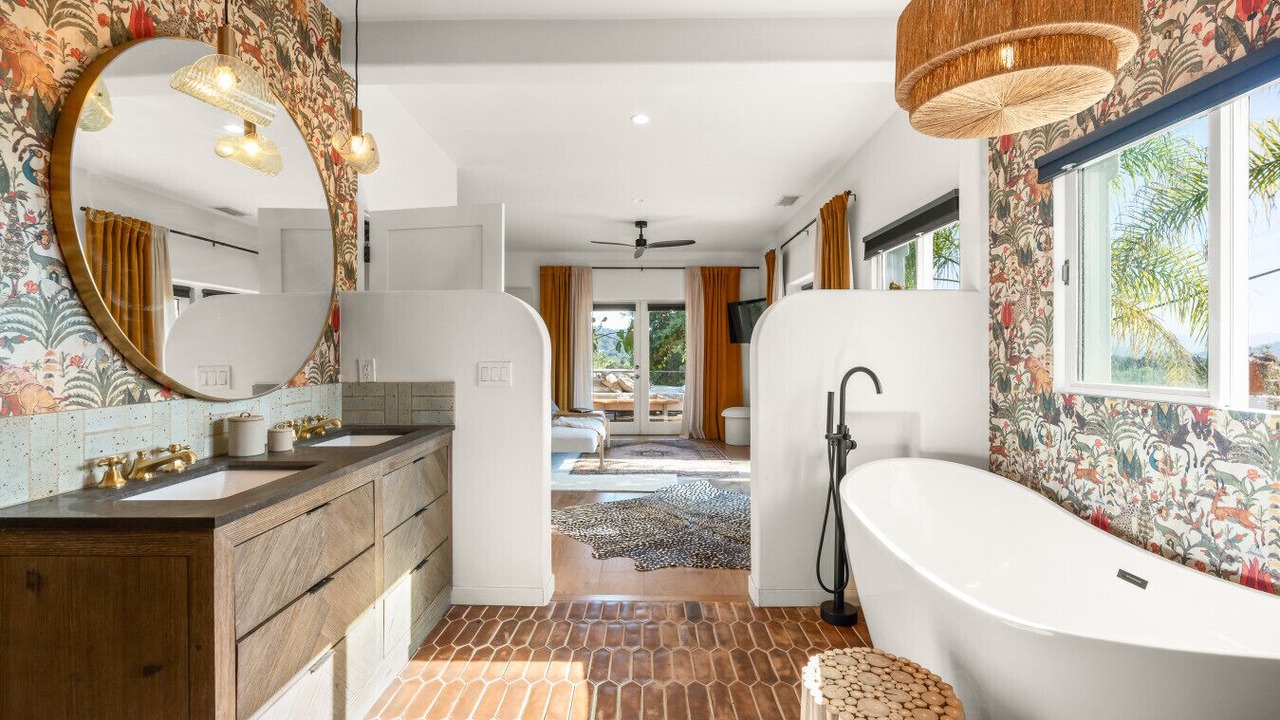 Photo of Bathroom in Mira Monte
