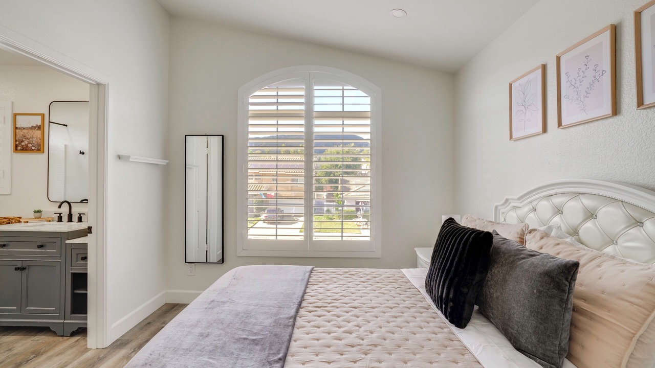 Photo of Bedroom in Corona