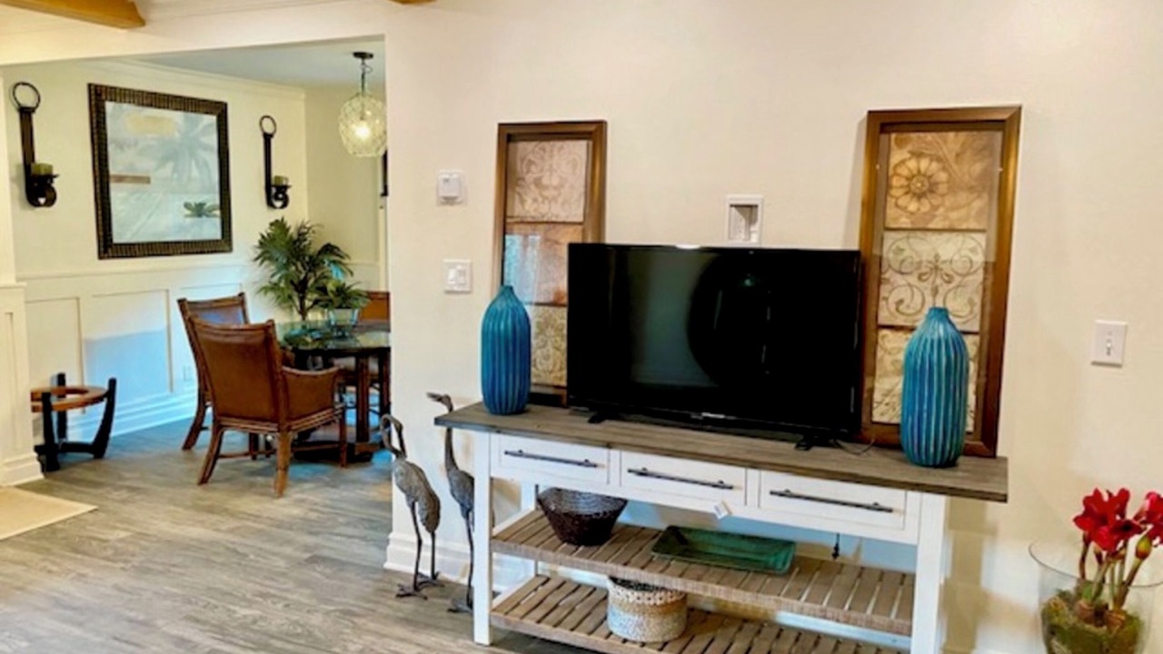 Photo of Livingroom in East Side Costa Mesa