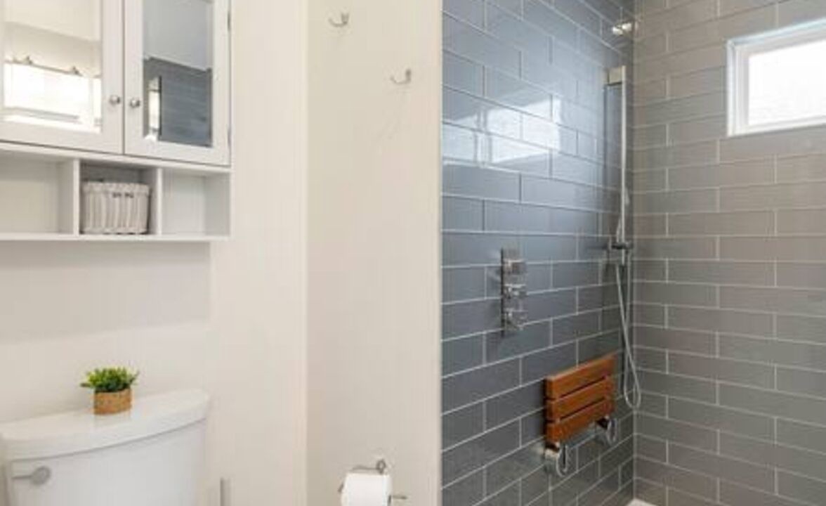 Photo of Bathroom in South of Conant