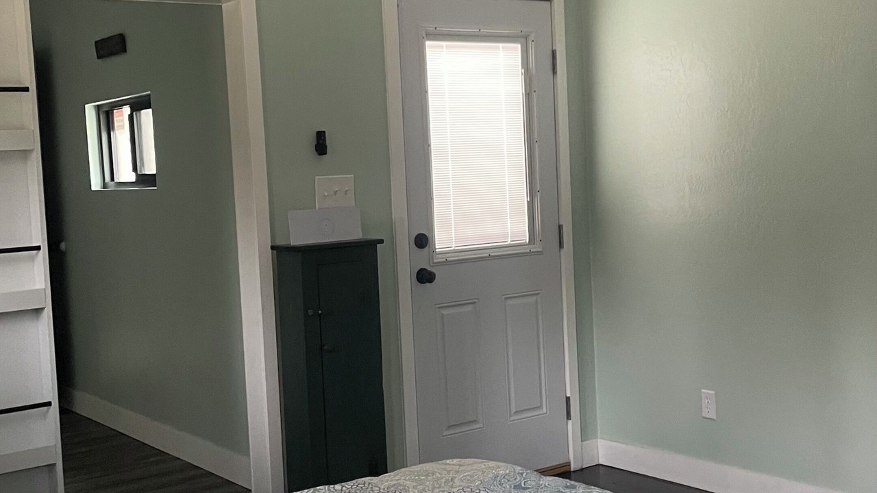 Photo of Bedroom in California Hot Springs