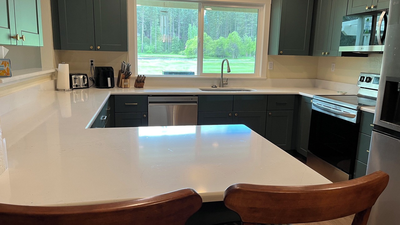 Photo of Kitchen in Plumas Eureka Estates