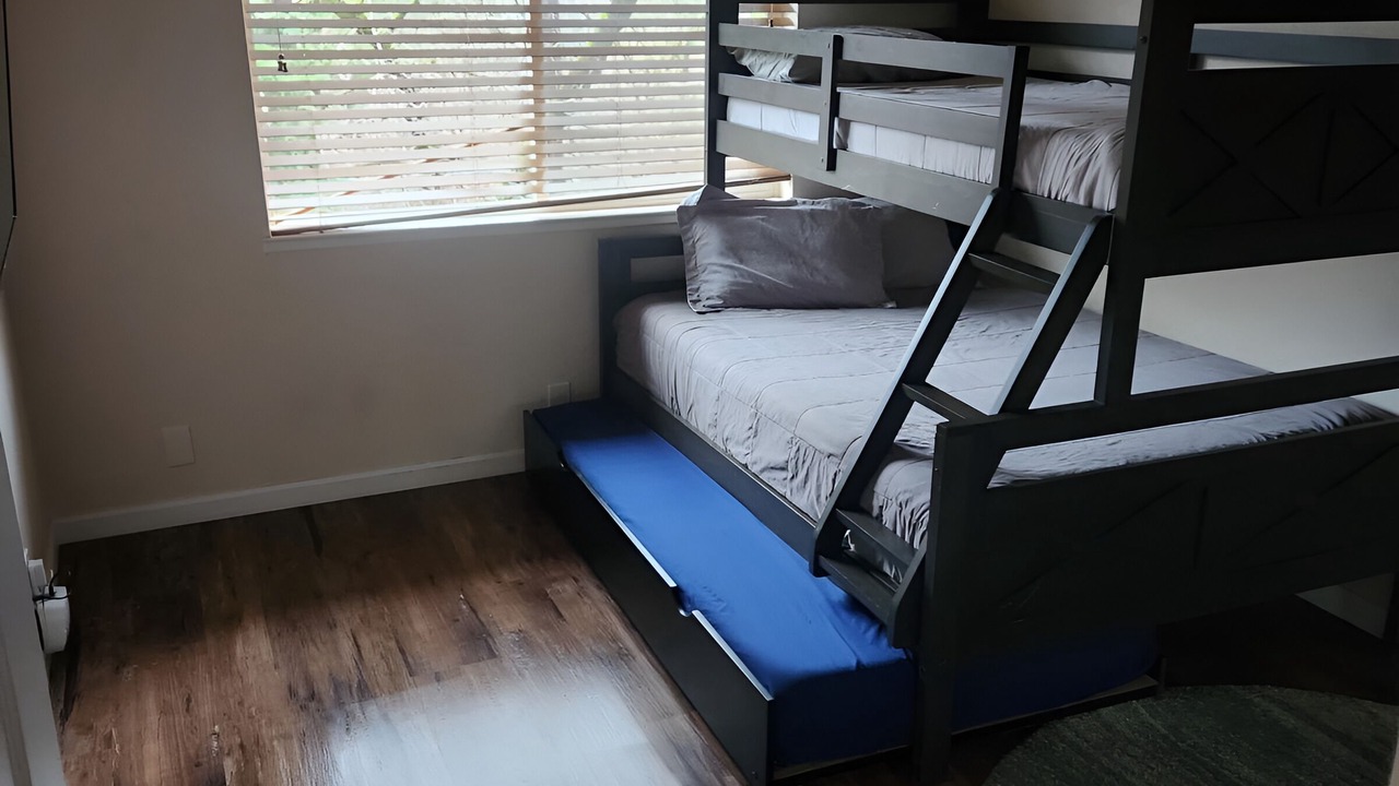 Photo of Bedroom in O'Brien