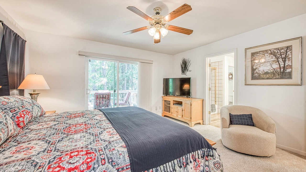 Photo of Bedroom in Bass Lake