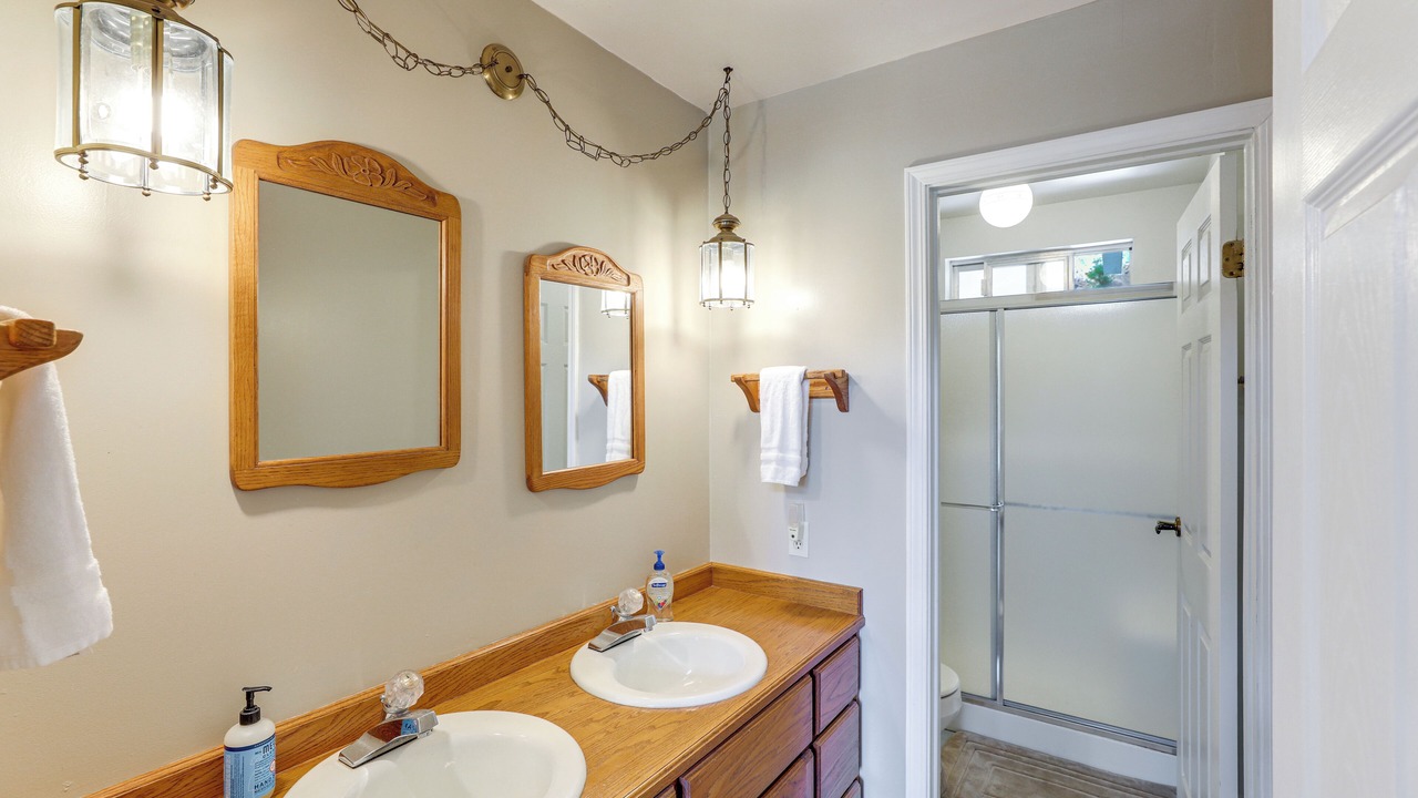 Photo of Bathroom in Lake Almanor Country Club