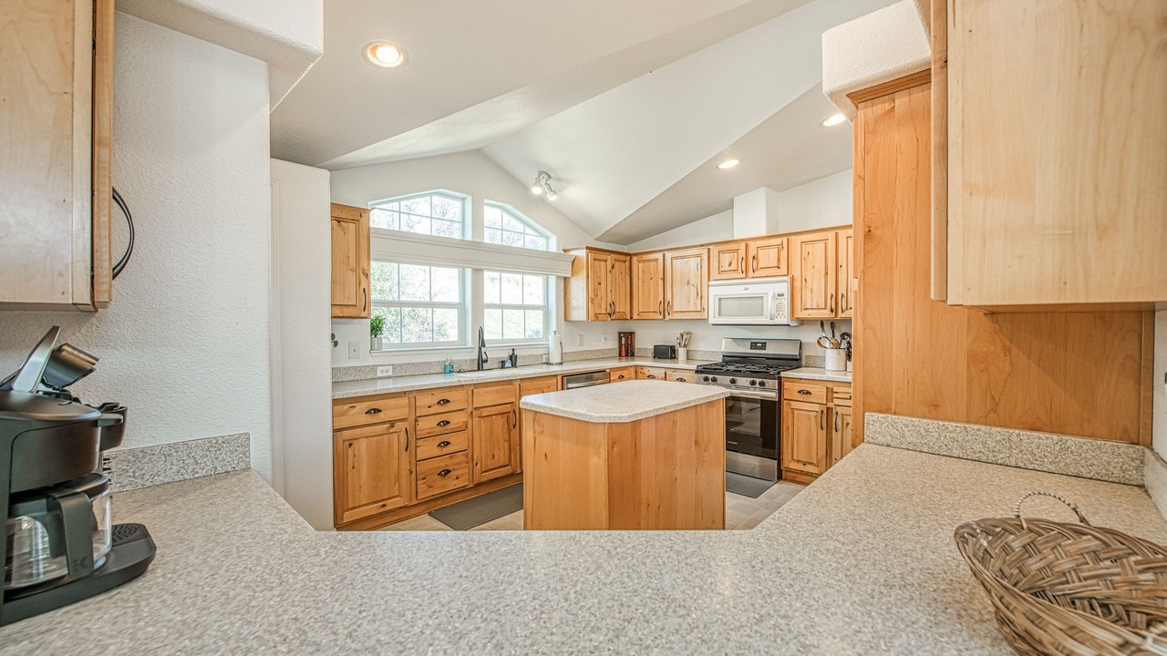 Photo of Kitchen in Midpines