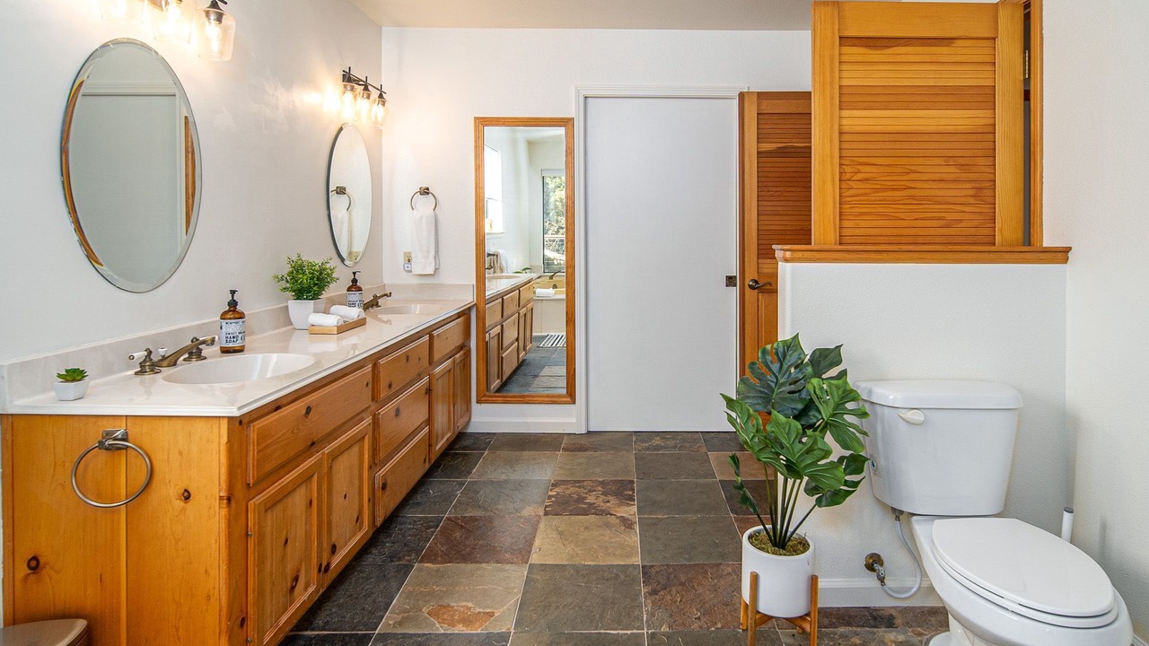 Photo of Bathroom in Midpines