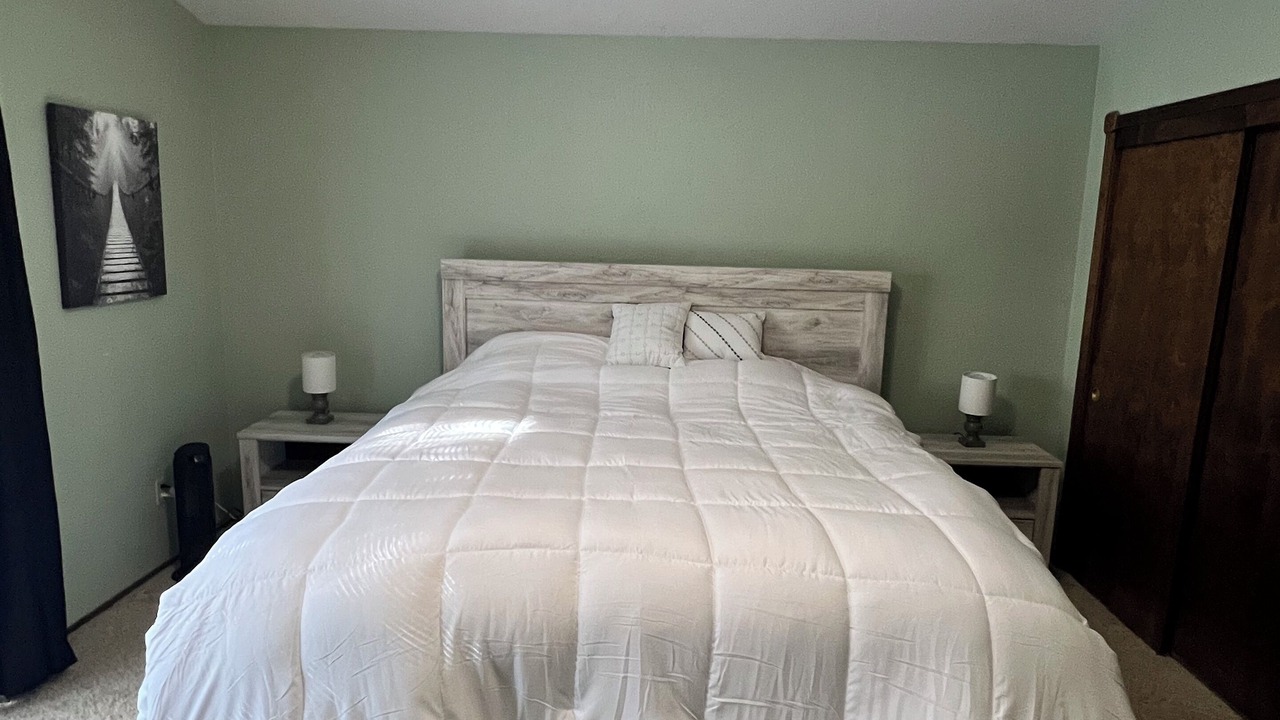 Photo of Bedroom in Mi-Wuk Village