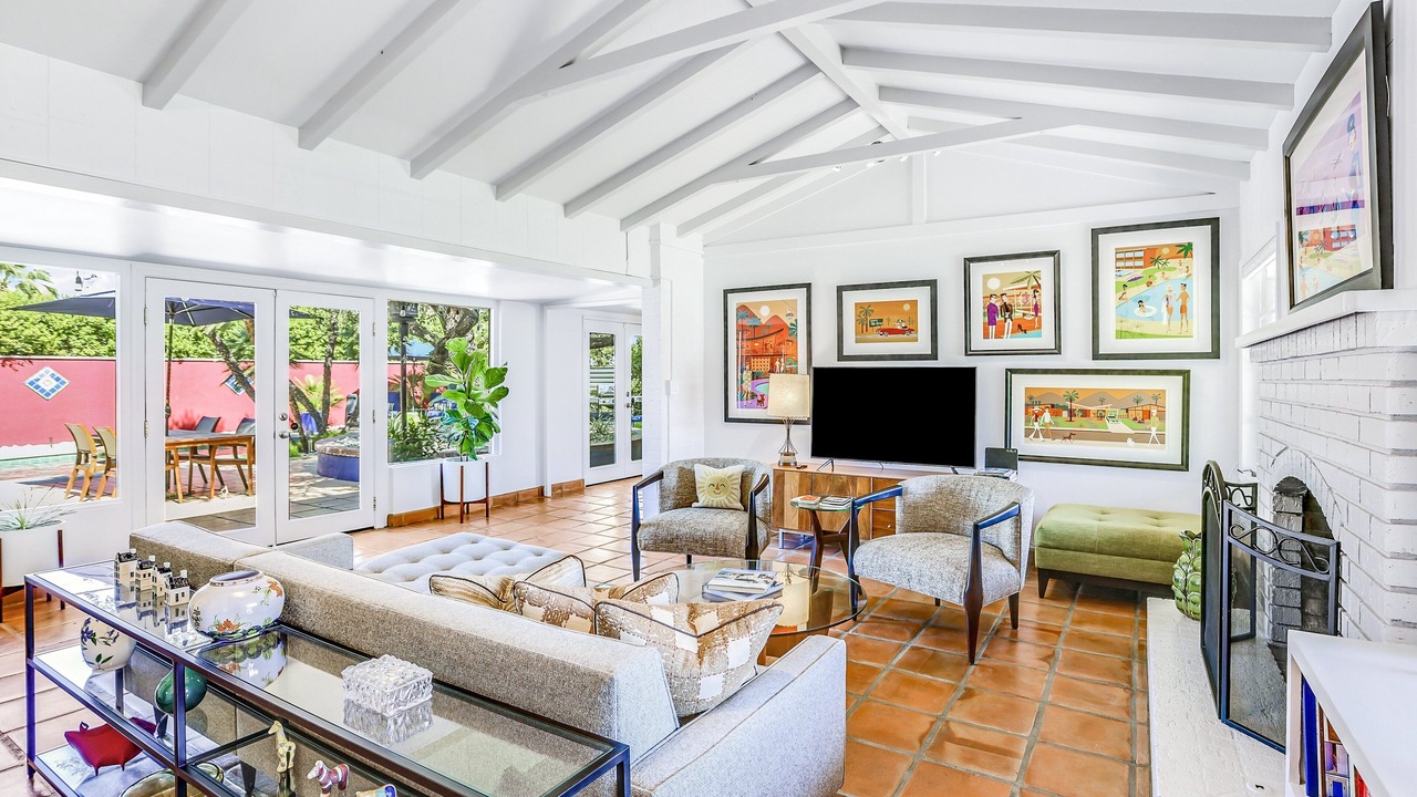 Photo of Livingroom in Tahquitz River Estates