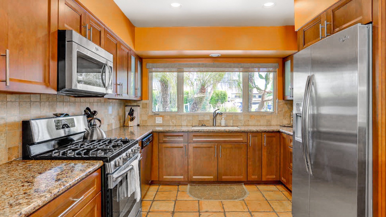 Photo of Kitchen in Tahquitz River Estates