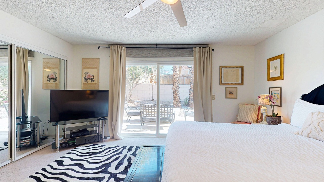 Photo of Bedroom in Desert Hot Springs