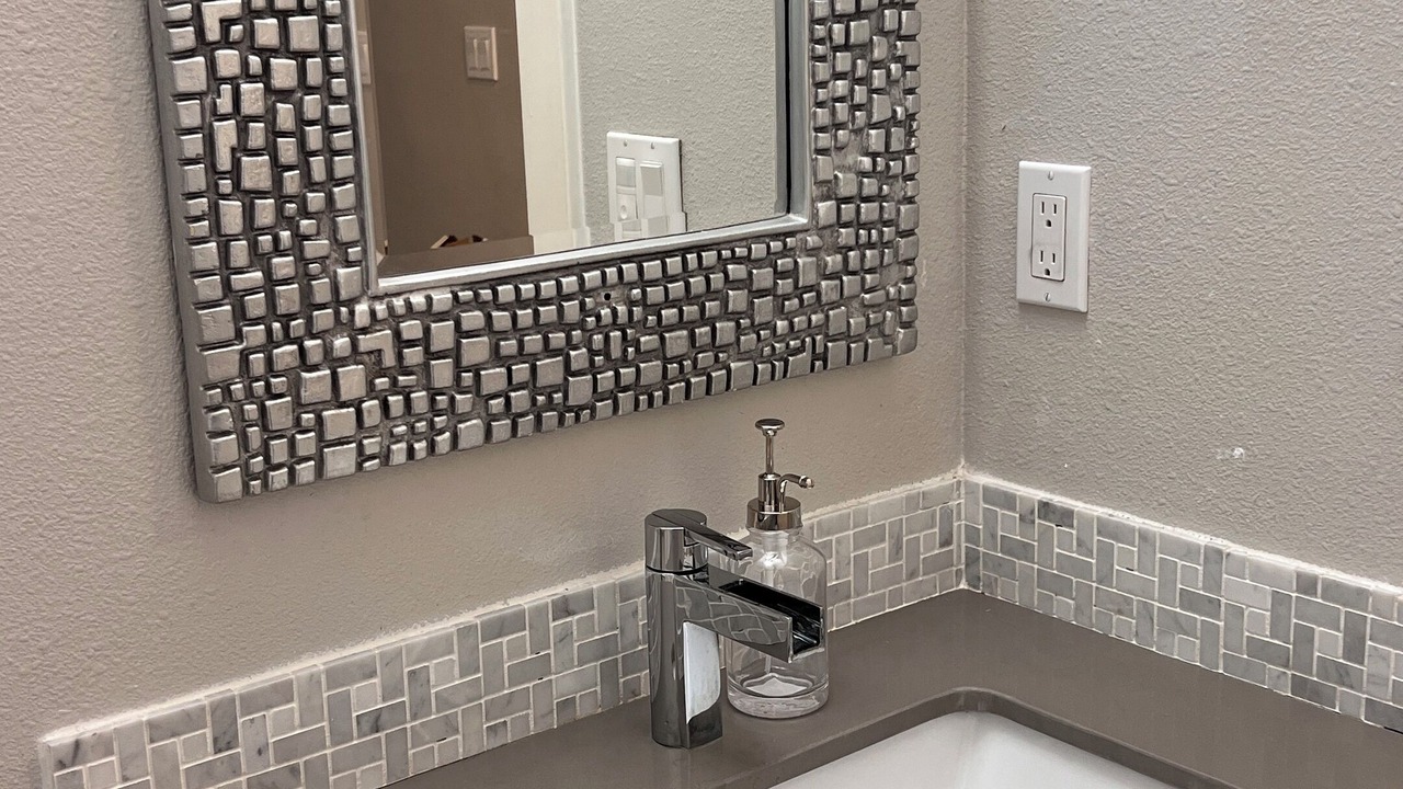 Photo of Bathroom in Staumbaugh Heller