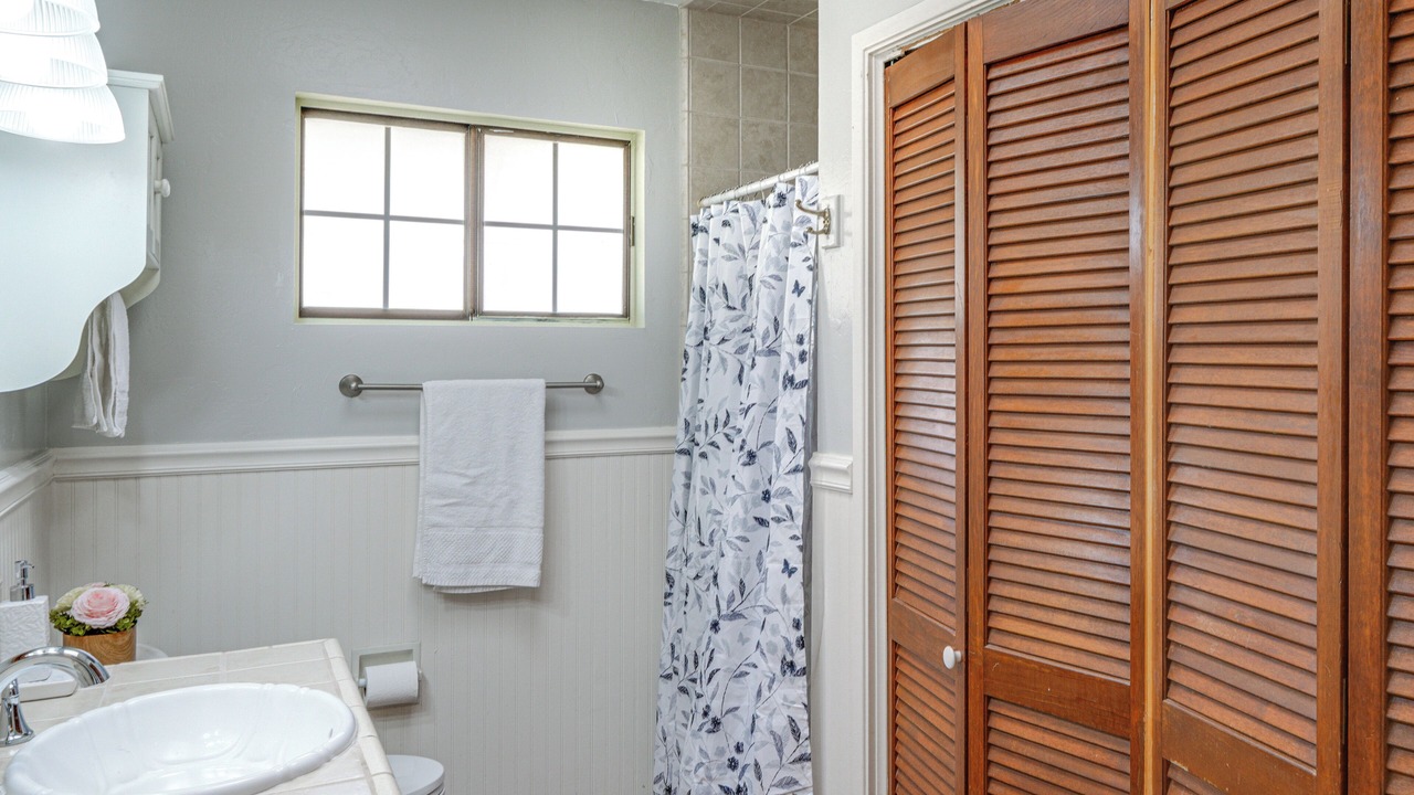 Photo of Bathroom in Wofford Heights