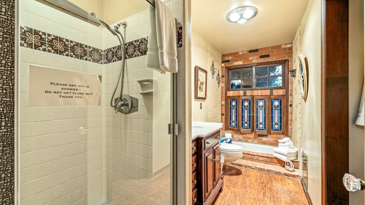 Photo of Bathroom in Fillmore