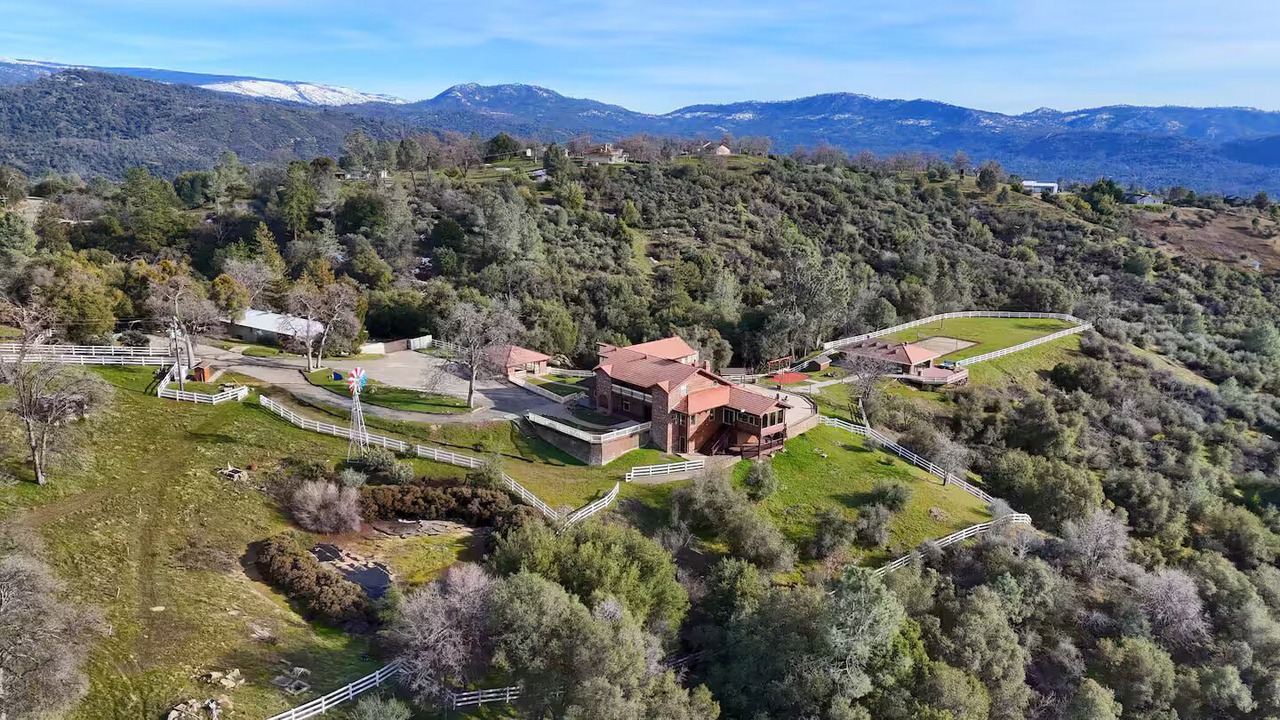 Photo of Outdoor in Oakhurst