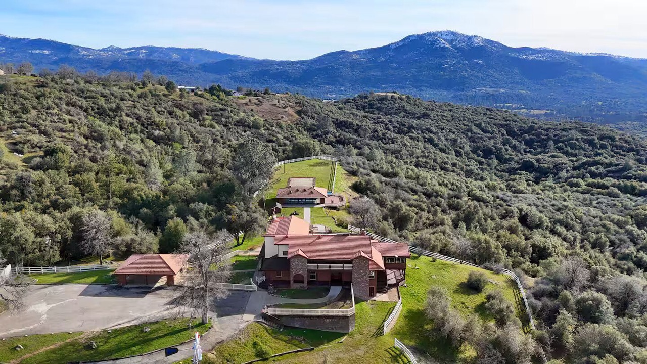 Photo of Outdoor in Oakhurst