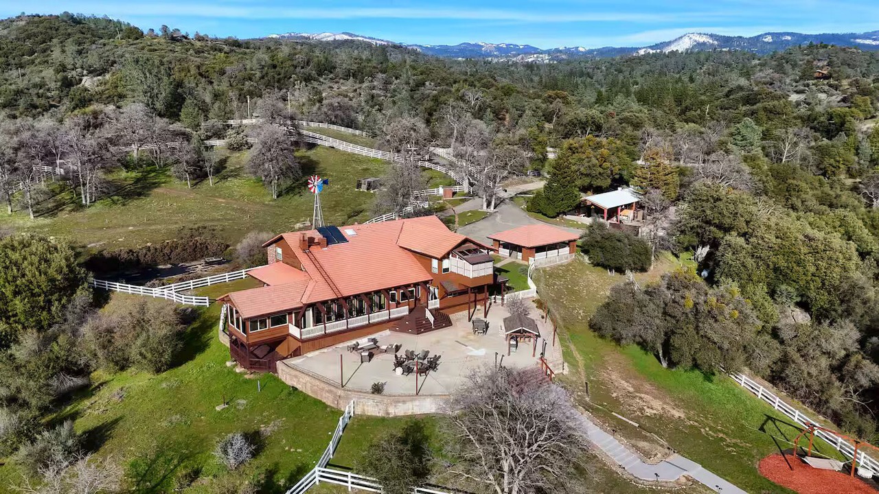 Photo of Outdoor in Oakhurst