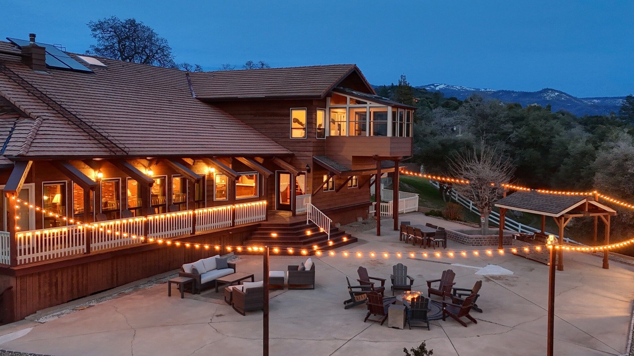 Photo of Outdoor in Oakhurst