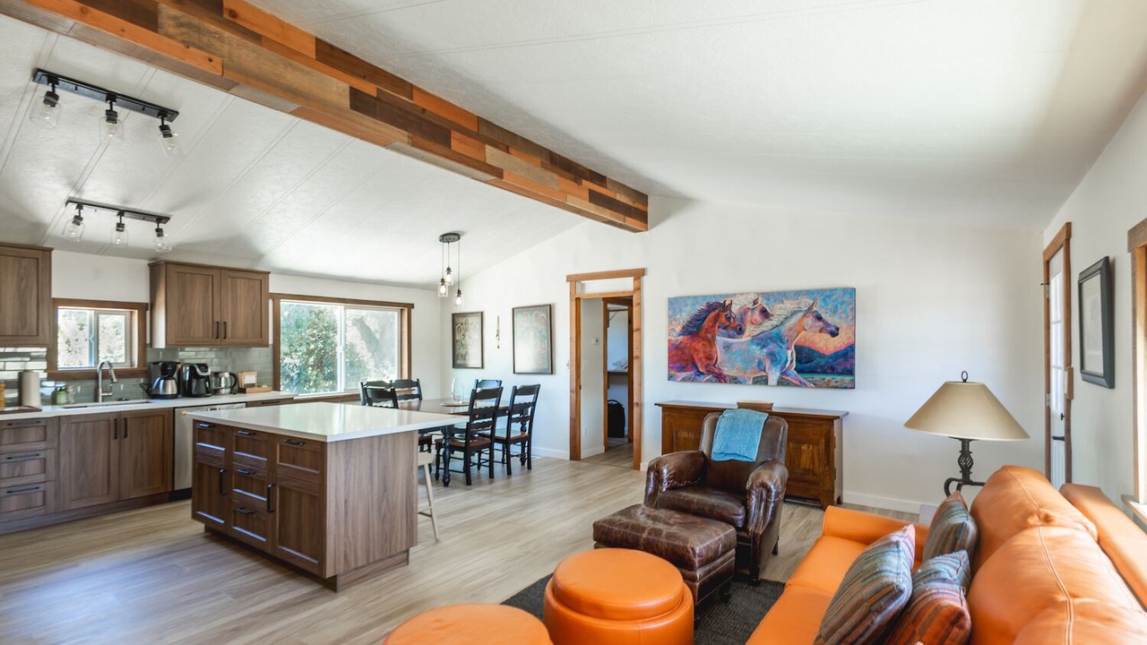Photo of Livingroom in Santa Ynez