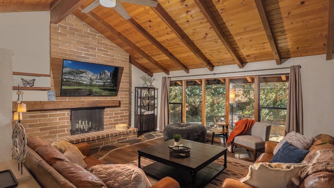 Photo of Livingroom in Mariposa