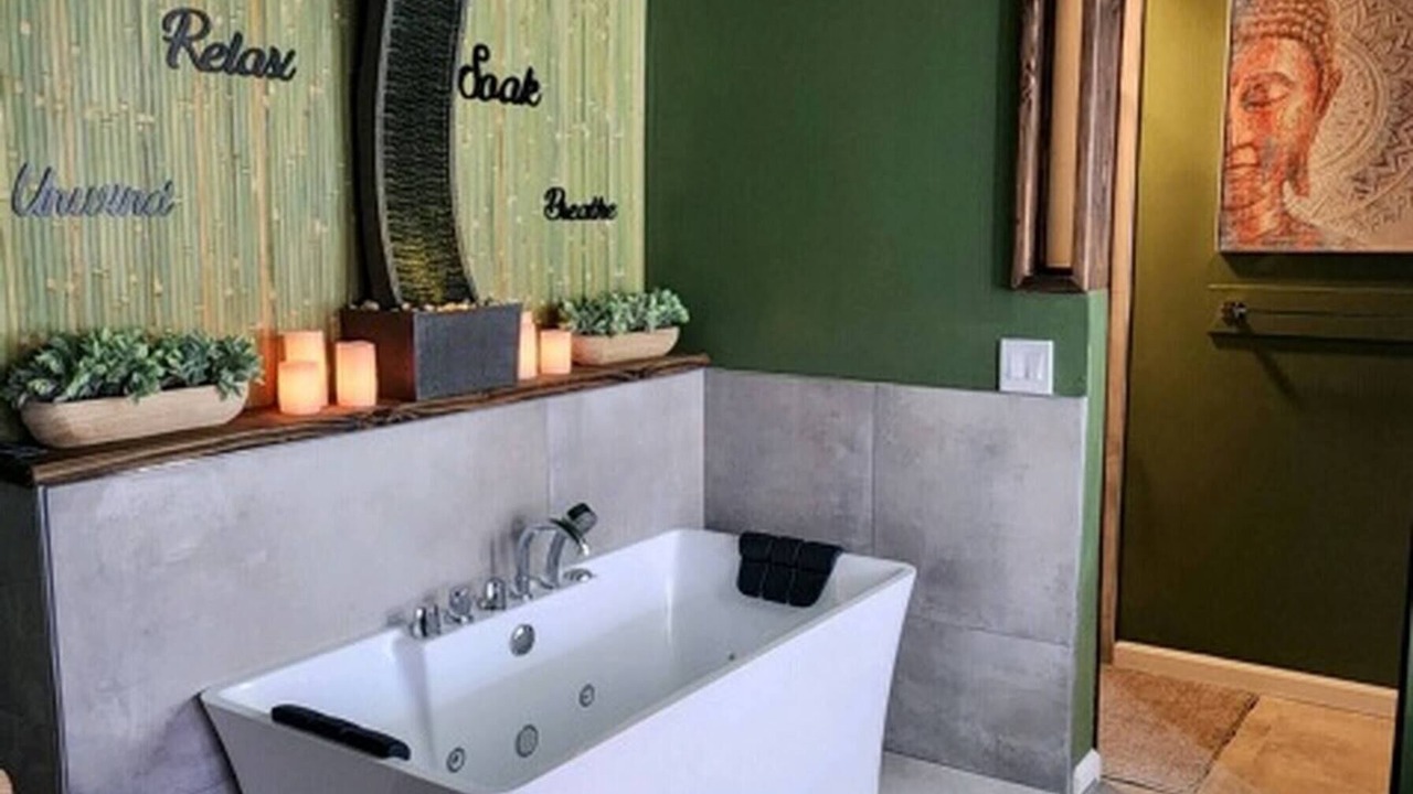 Photo of Bathroom in Midtown