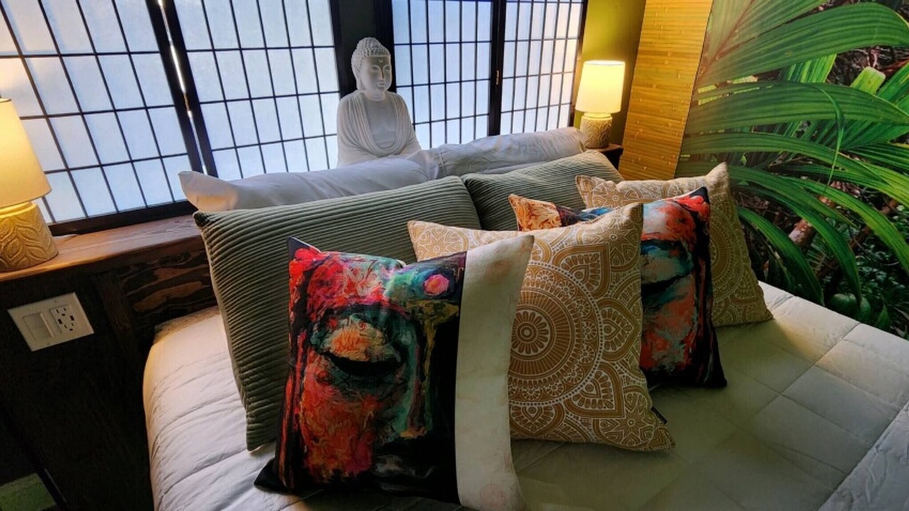 Photo of Bedroom in Midtown