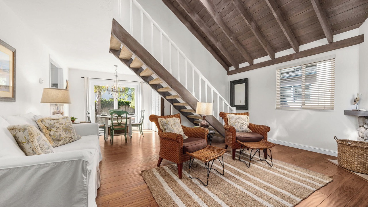 Photo of Livingroom in Eastside Santa Cruz