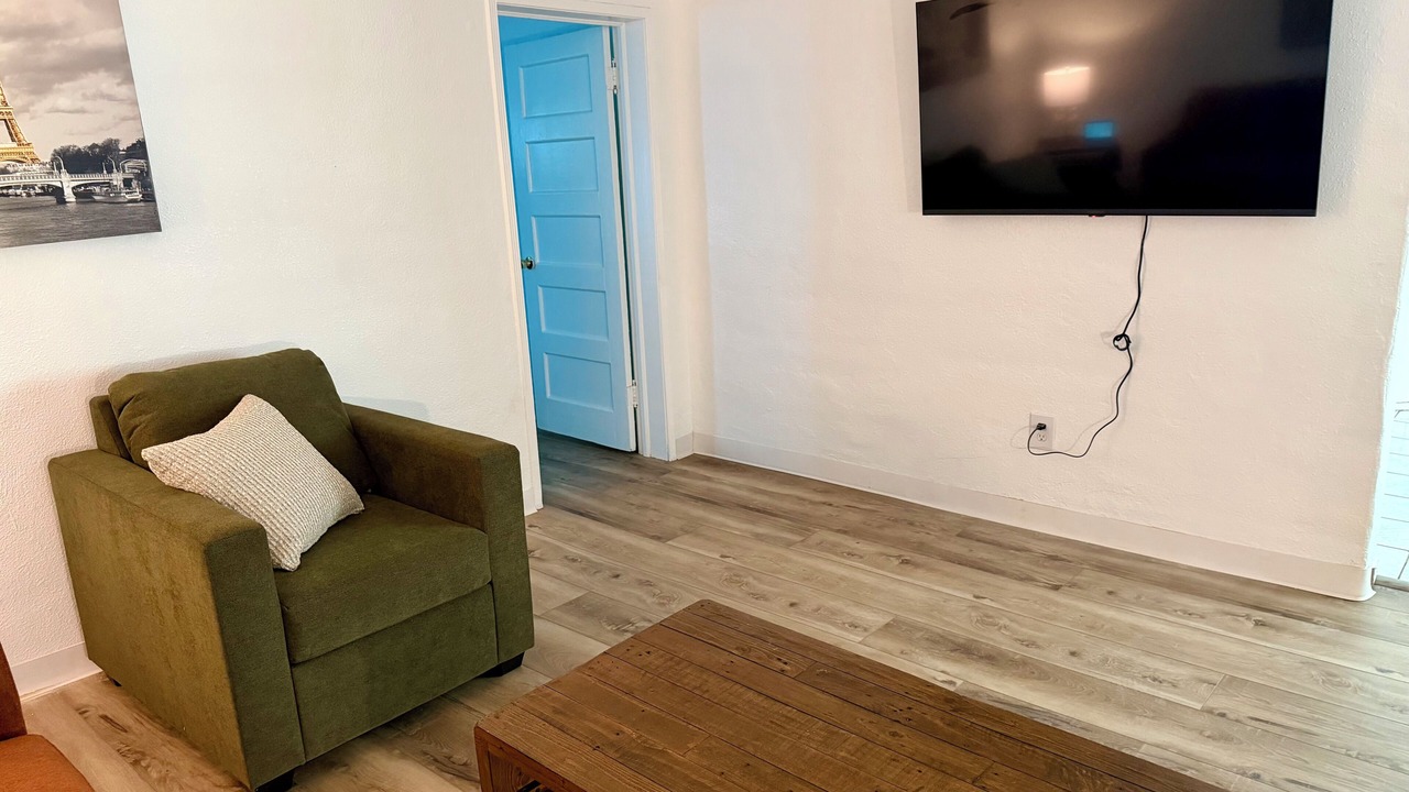 Photo of Livingroom in Roosevelt
