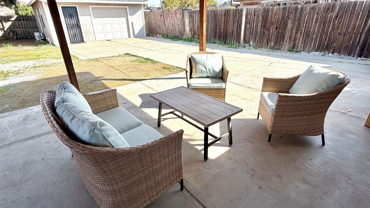 Photo of Patio Balcony in Roosevelt