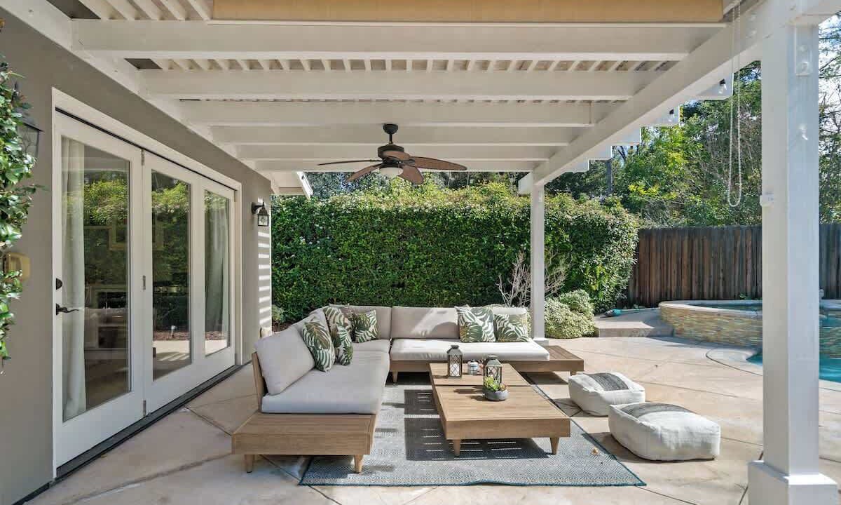 Photo of Outdoor in Tarzana