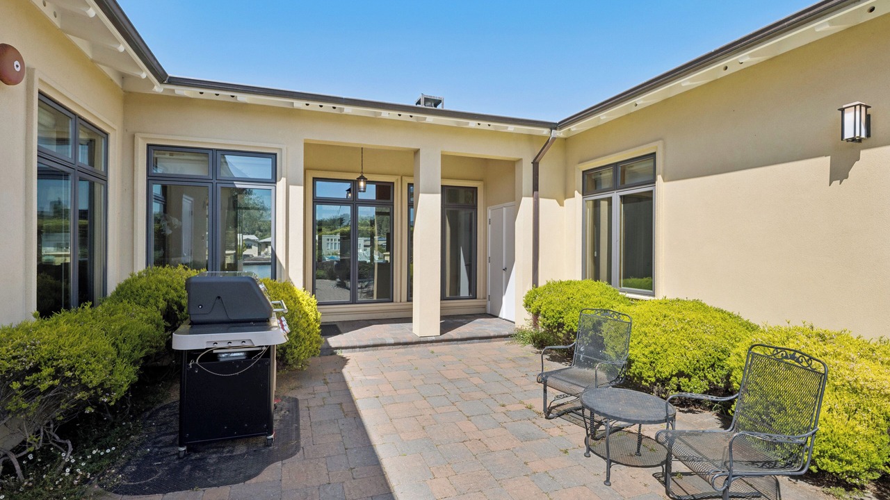 Photo of Patio Balcony in Stinson Beach