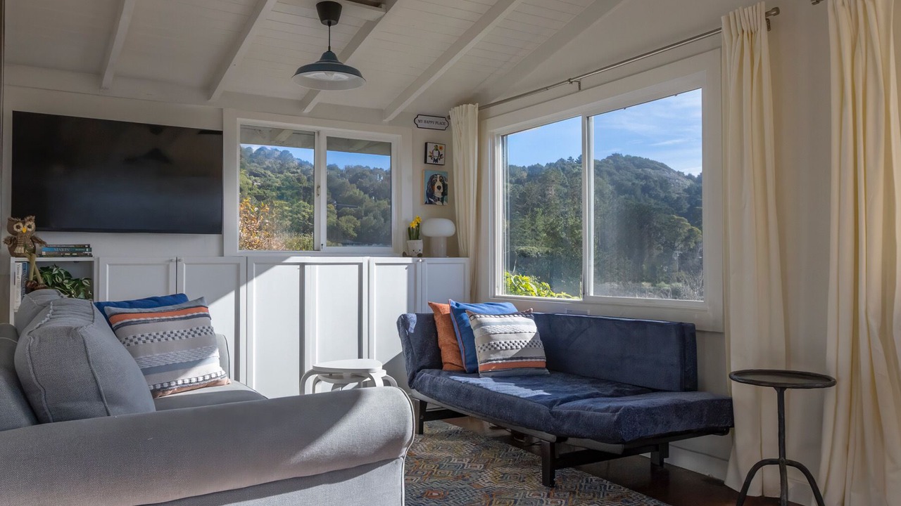 Photo of Livingroom in Stinson Beach