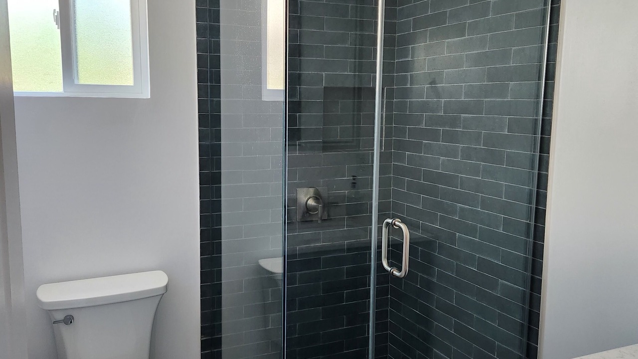 Photo of Bathroom in Pico - Robertson