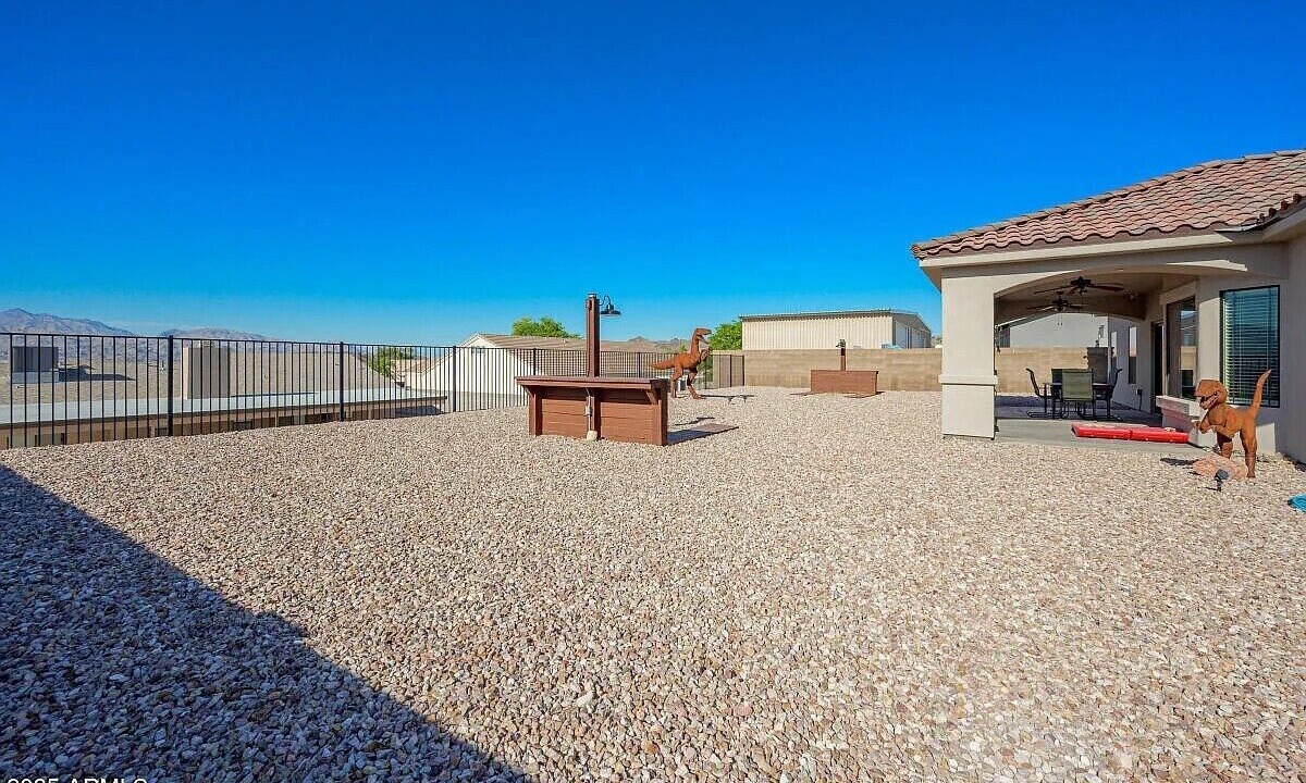 Photo of Patio Balcony in Sunridge Estates
