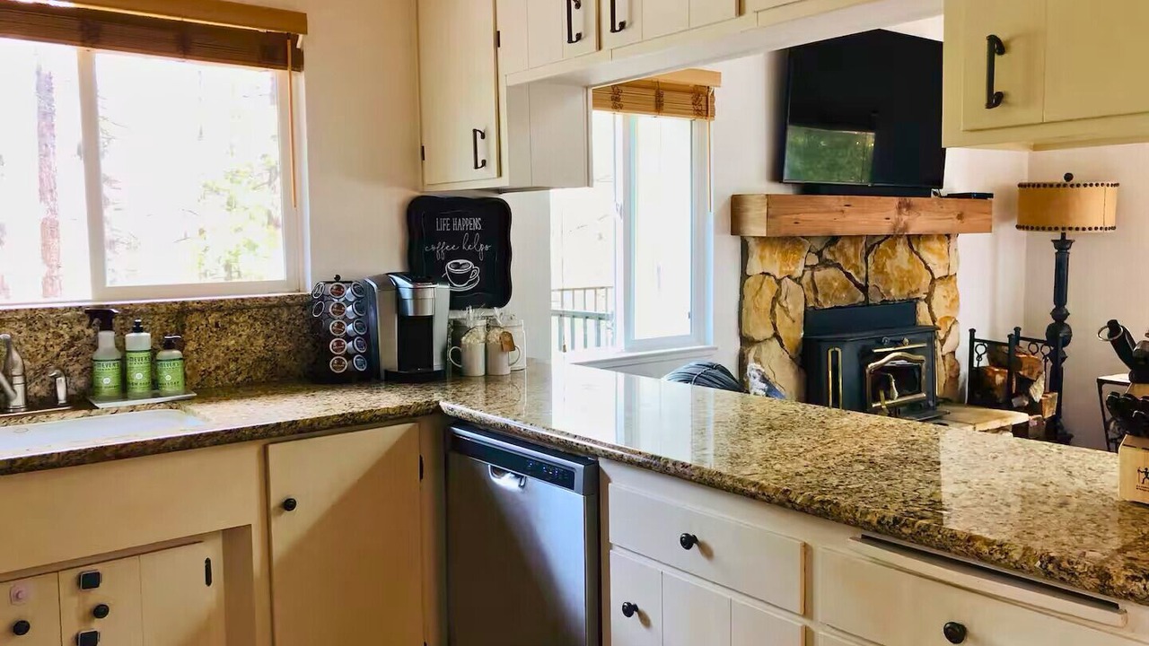 Photo of Kitchen in Groveland