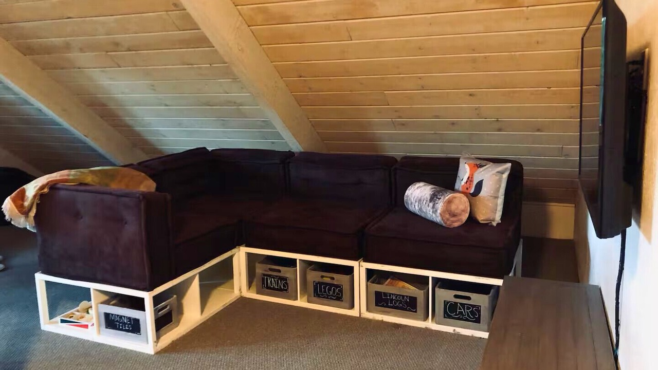 Photo of Livingroom in Groveland