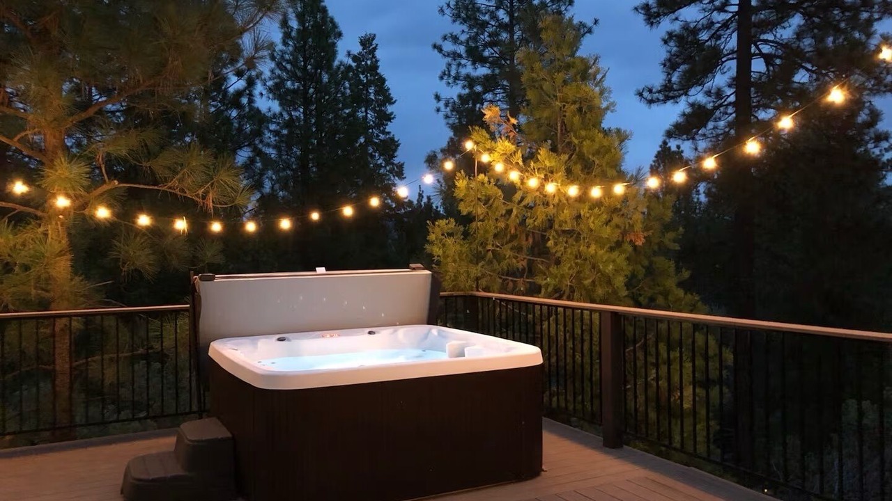 Photo of Outdoor in Groveland