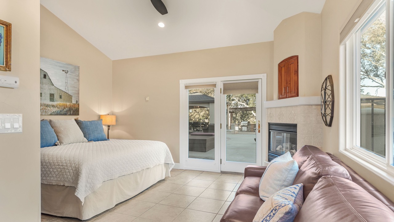 Photo of Bedroom in Templeton