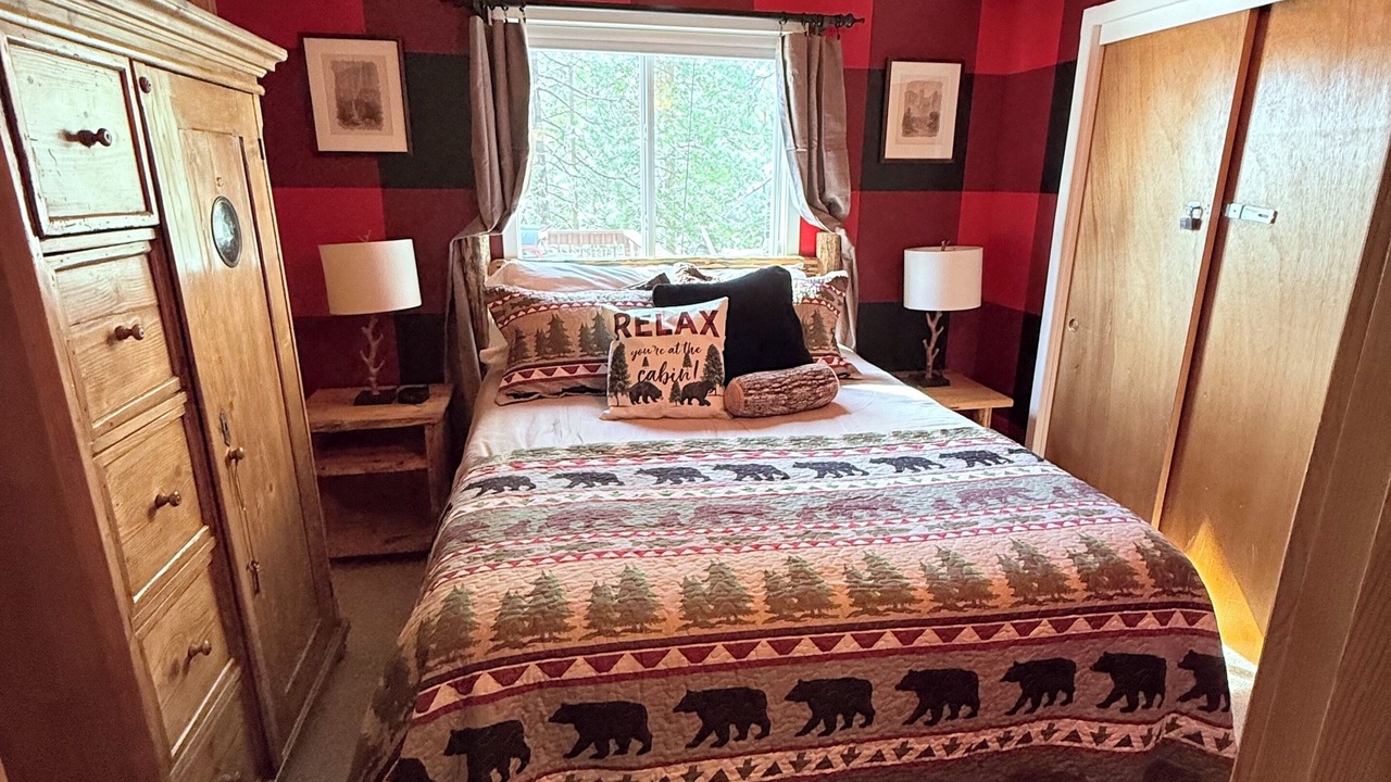 Photo of Bedroom in Cold Springs