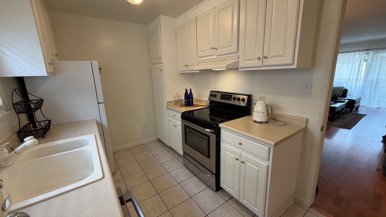 Photo of Kitchen in Sharon Heights