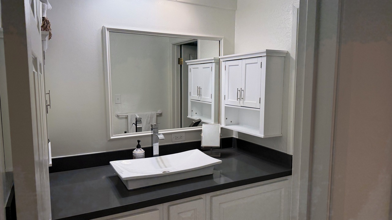 Photo of Bathroom in Sharon Heights