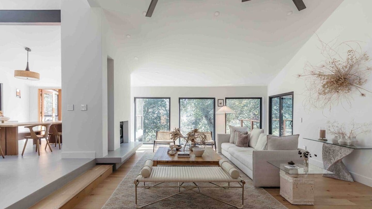 Photo of Livingroom in Auburn